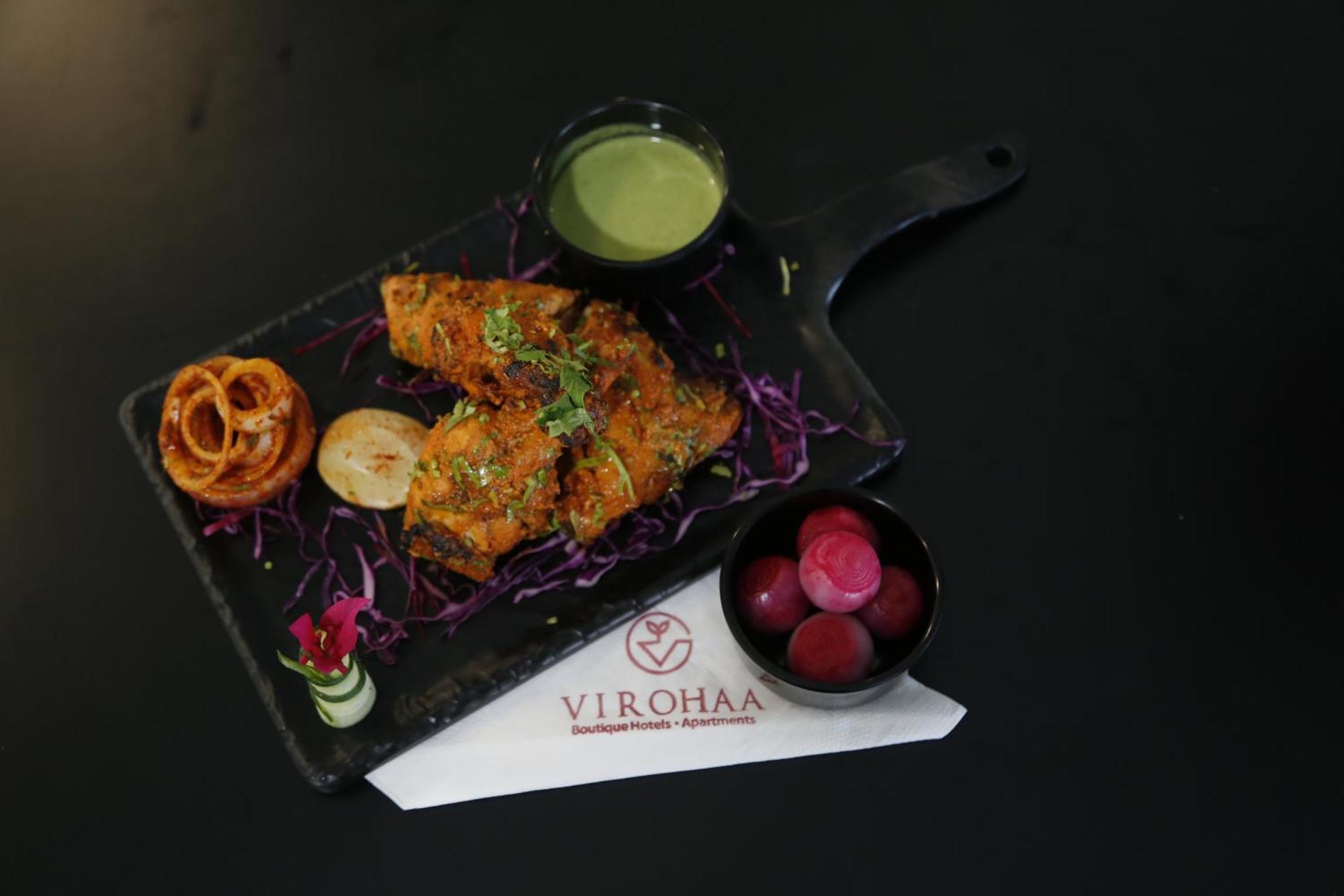 Virohaa Garden Hotel Ghaziabad Exterior foto
